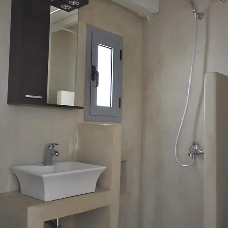 Domus Arch Residences Apartment