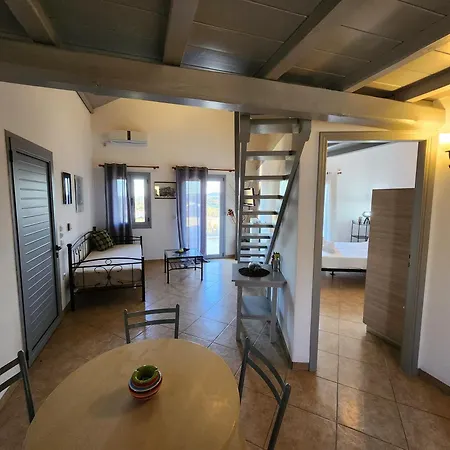 Domus Arch Residences Apartmán *