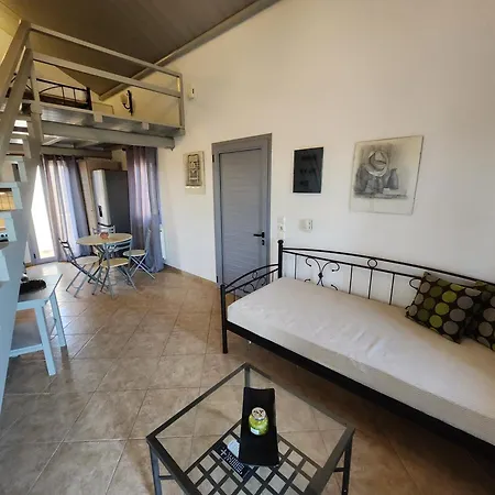 Domus Arch Residences Apartment